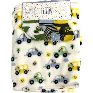 Little Dreams Car Bunny Baby Blanket 3pc Socks Set Soft Plush 30x40 Boy NWT